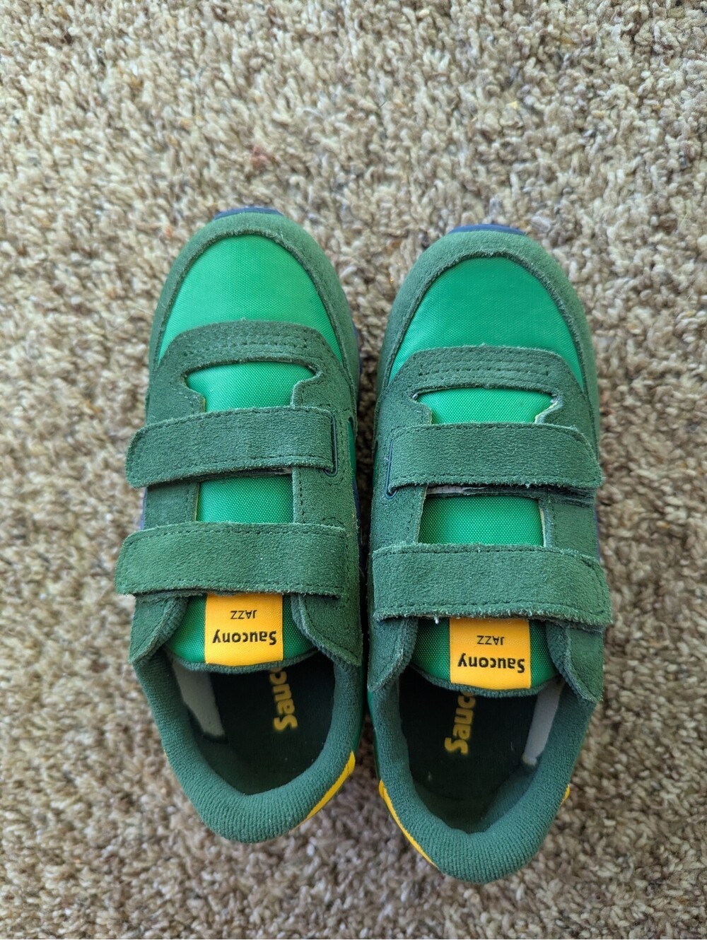 Saucony Jazz green shoes